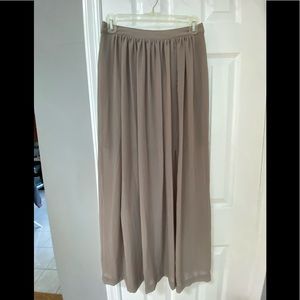 H&M maxi skirt size 6